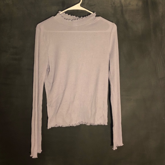 Divided Tops - Turtle Neck Crop Top💜
